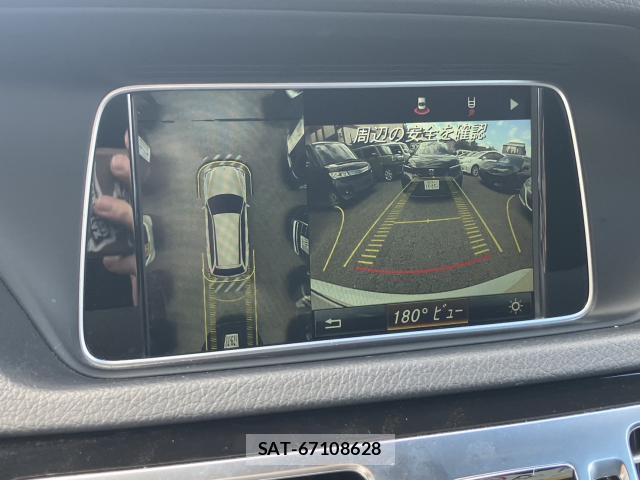Mercedes Benz E-CLASS 2016-05 8008948-9