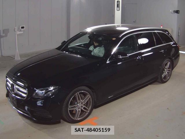 Mercedes Benz E-CLASS 2017-01 8008987-4