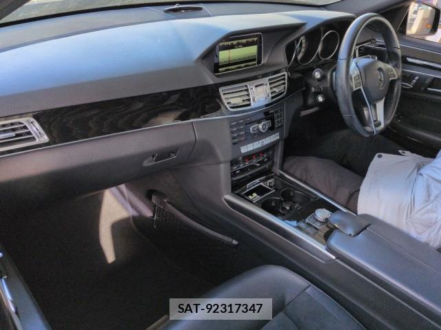 Mercedes Benz E-CLASS 2014-01 8008997-2