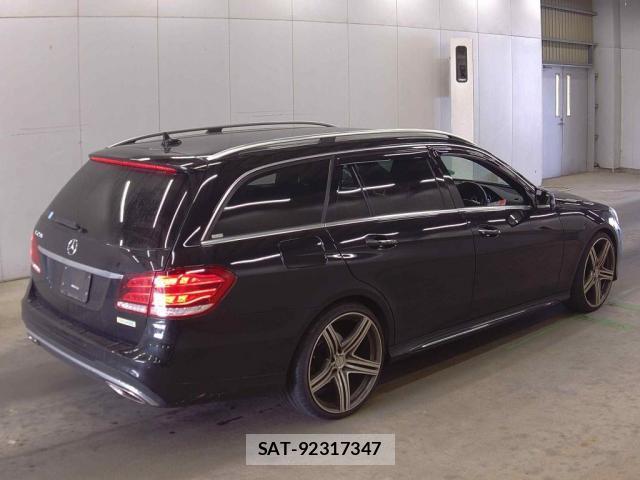 Mercedes Benz E-CLASS 2014-01 8008997-4