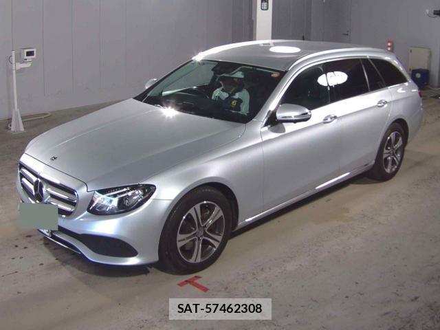 Mercedes Benz E-CLASS 2020-08 8008998-3