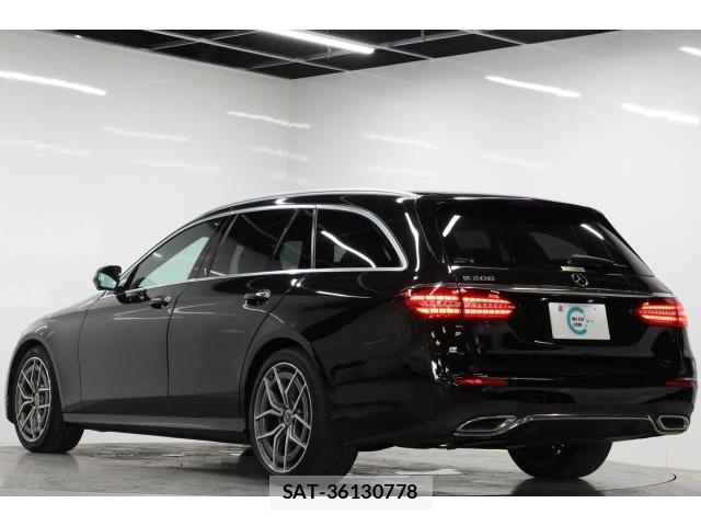 Mercedes Benz E-CLASS 2021-08 8009837-1