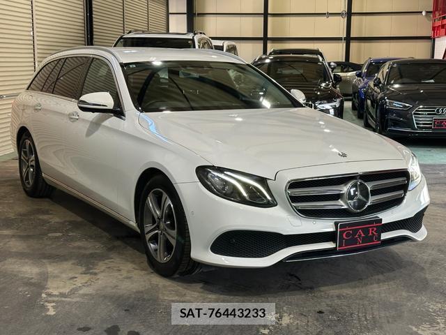 Mercedes Benz E-CLASS 2017-02 8010002-1
