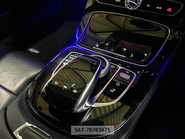 Mercedes Benz E-CLASS 2017-03 8010003-11