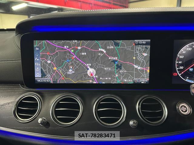 Mercedes Benz E-CLASS 2017-03 8010003-3