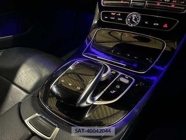 Mercedes Benz E-CLASS 2017-05 8010004-6