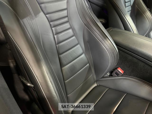 Mercedes Benz E-CLASS 2021-05 8010018-17
