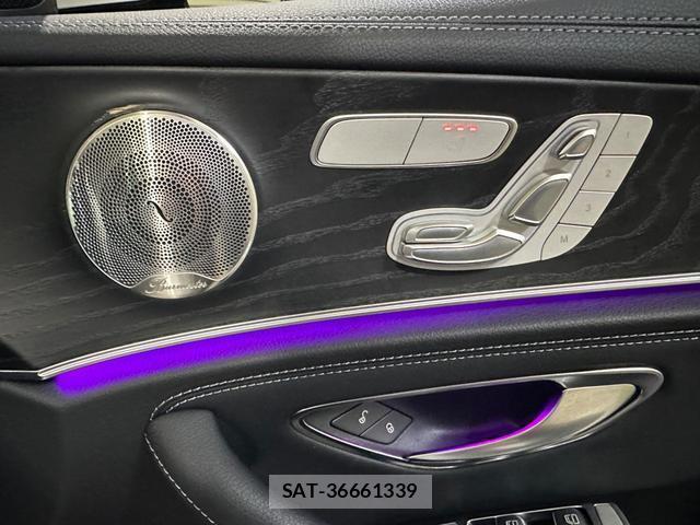 Mercedes Benz E-CLASS 2021-05 8010018-19