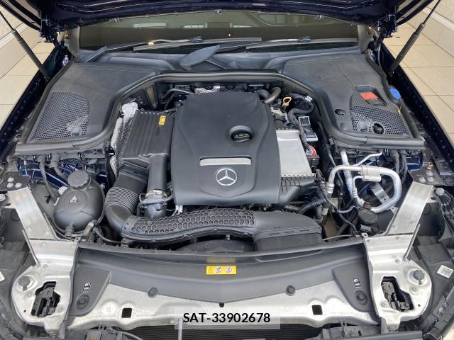 Mercedes Benz E-CLASS 2018-11 8010144-7