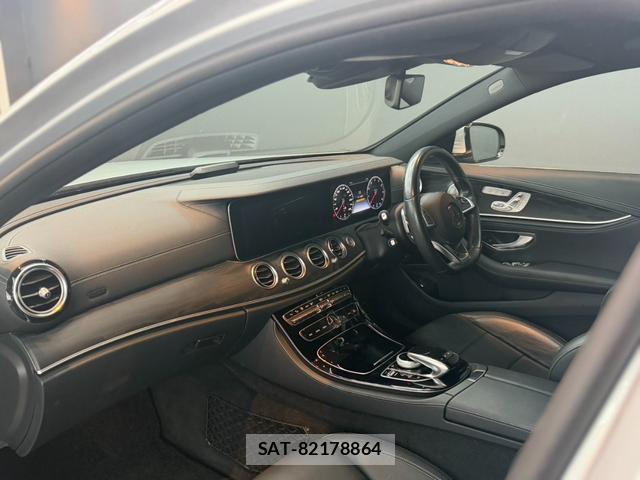 Mercedes Benz E-CLASS 2017-06 8010638-11