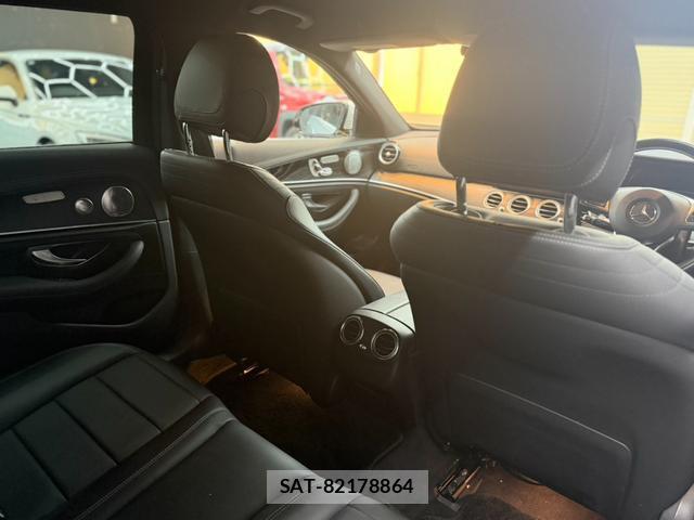 Mercedes Benz E-CLASS 2017-06 8010638-12