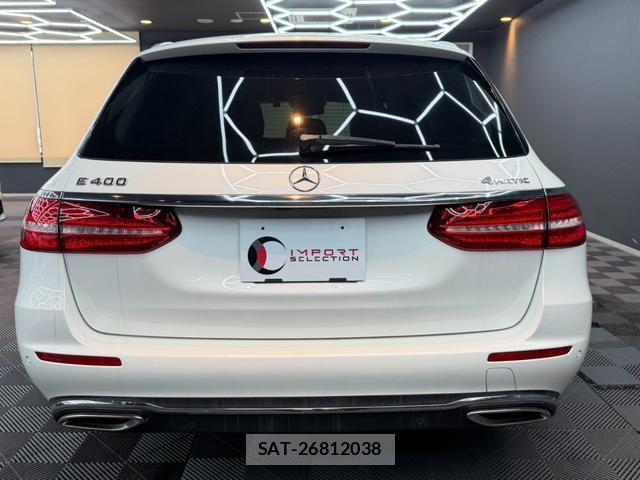 Mercedes Benz E-CLASS 2017-04 8010640-7