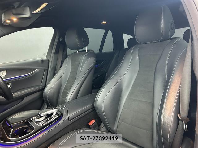Mercedes Benz E-CLASS 2017-03 8010641-12