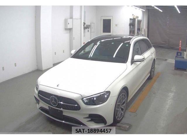 Mercedes Benz E-CLASS 2022-12 8010713-0