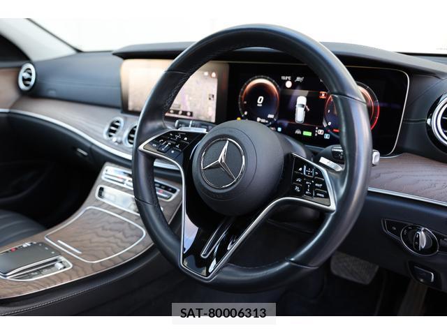 Mercedes Benz E-CLASS 2022-03 8011431-5