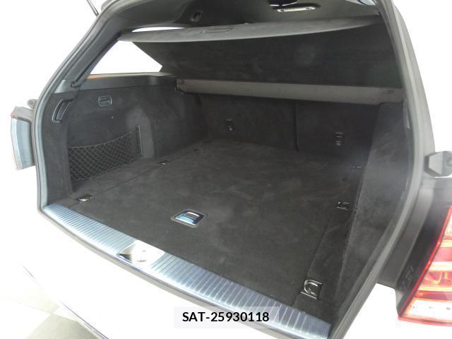 Mercedes Benz E-CLASS 2016-03 8011883-19