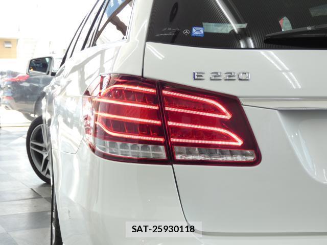 Mercedes Benz E-CLASS 2016-03 8011883-8