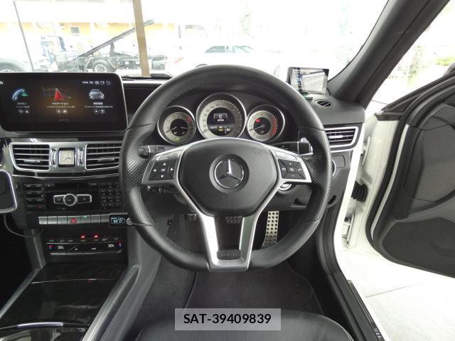 Mercedes Benz E-CLASS 2015-01 8011885-15
