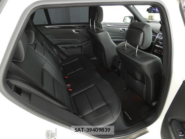 Mercedes Benz E-CLASS 2015-01 8011885-16