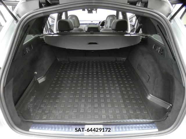 Mercedes Benz E-CLASS 2024-07 8011888-8