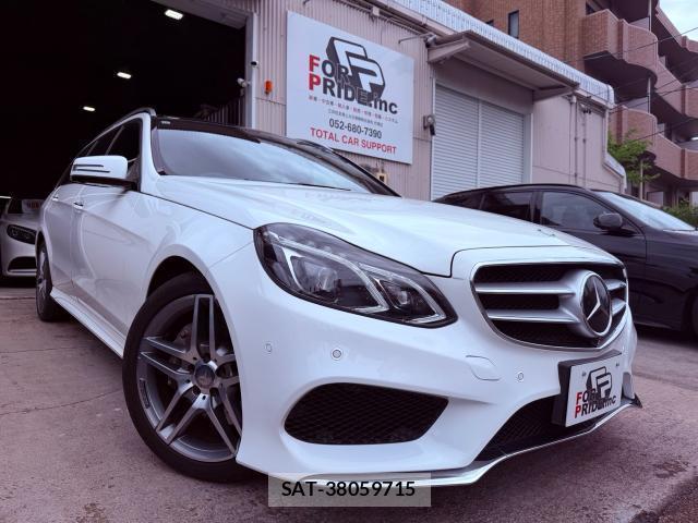 Mercedes Benz E-CLASS 2016-01 8012566-0