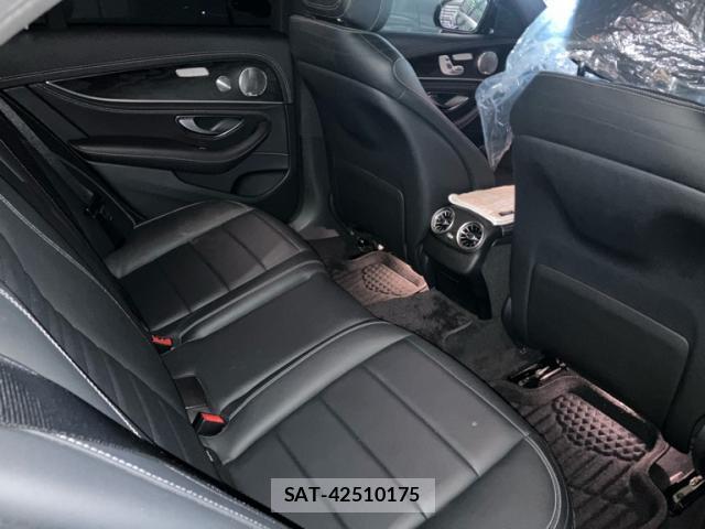 Mercedes Benz E-CLASS 2017-10 8004835-10