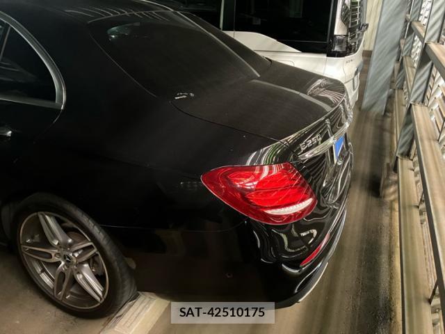 Mercedes Benz E-CLASS 2017-10 8004835-13