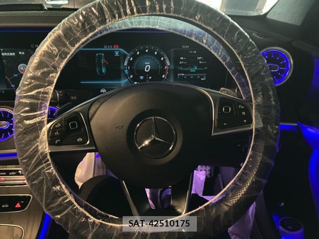 Mercedes Benz E-CLASS 2017-10 8004835-17