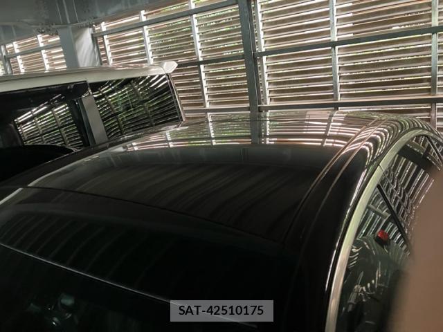 Mercedes Benz E-CLASS 2017-10 8004835-8