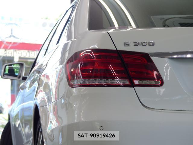 Mercedes Benz E-CLASS 2014-07 8007385-7