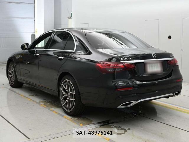 Mercedes Benz E-CLASS 2021-10 8009344-1