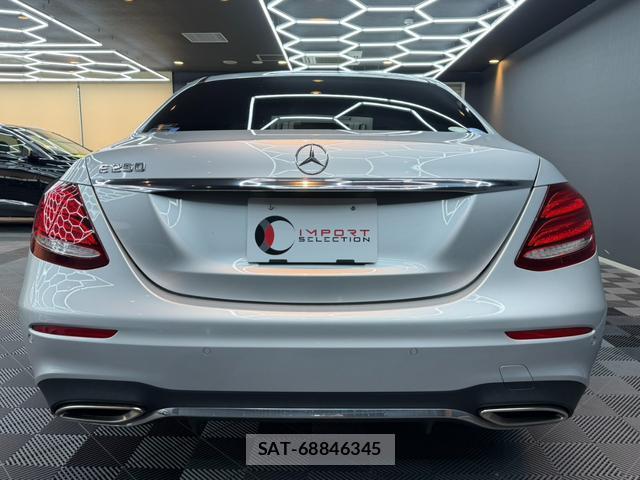 Mercedes Benz E-CLASS 2017-02 8010655-9