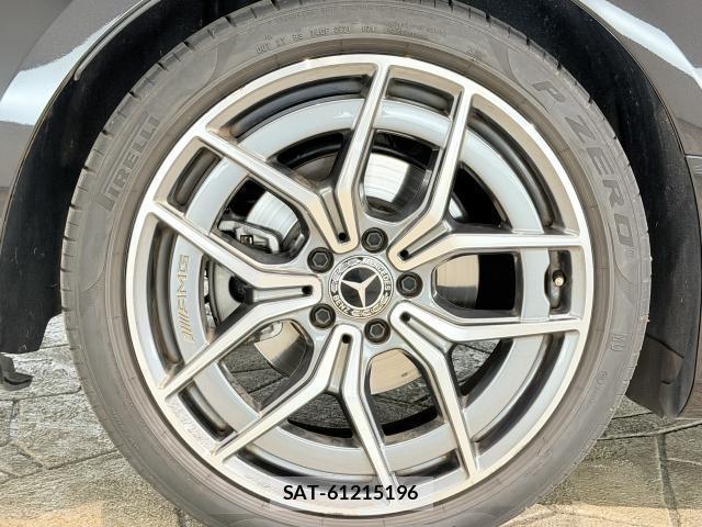 Mercedes Benz E-CLASS 2021-12 8010956-8