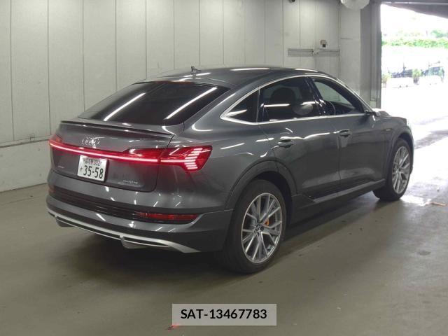 Audi E-TRON 2020-10 8009159-4