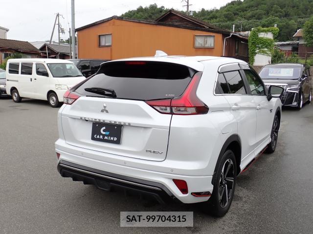 Mitsubishi ECLIPSE CROSS 2022-05 8004010-13