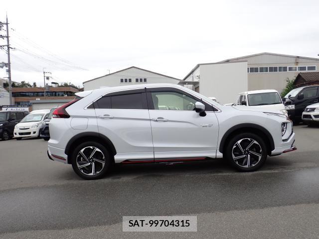 Mitsubishi ECLIPSE CROSS 2022-05 8004010-3