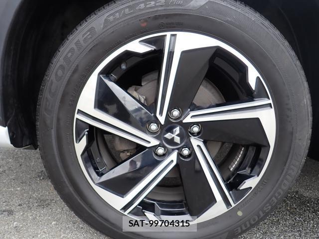 Mitsubishi ECLIPSE CROSS 2022-05 8004010-8