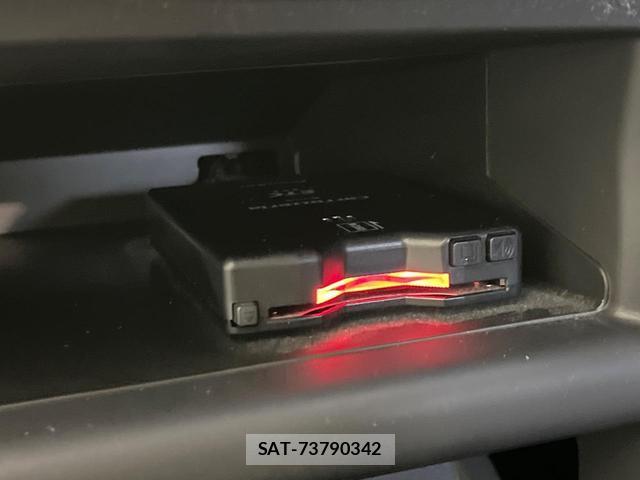 Mitsubishi ECLIPSE CROSS 2020-12 8011366-5