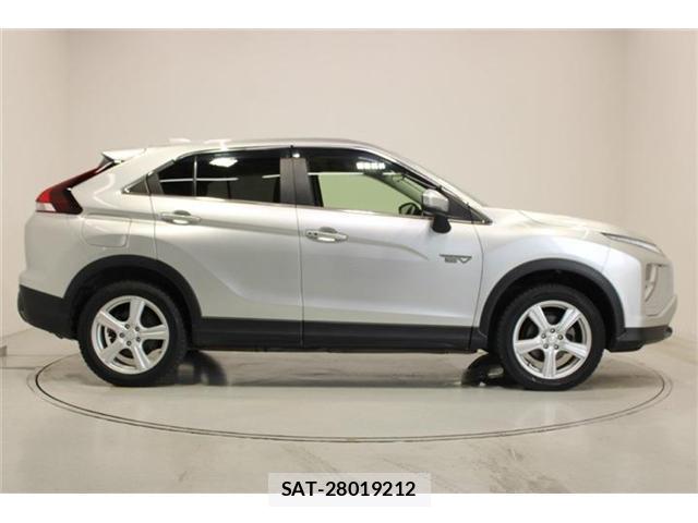 Mitsubishi ECLIPSE CROSS 2022-12 8011307-11