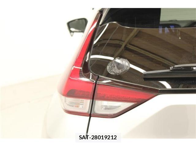 Mitsubishi ECLIPSE CROSS 2022-12 8011307-17