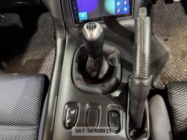 Mazda RX-7 1992-03 8006891-19
