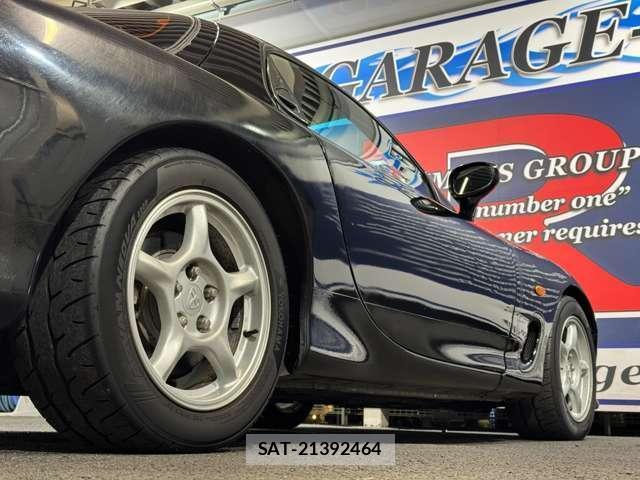 Mazda RX-7 1997-06 8006892-9