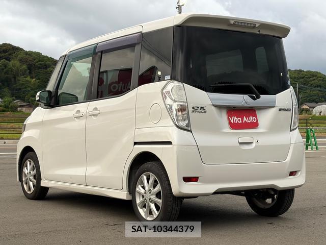Mitsubishi EK SPACE 2017-09 8004353-19