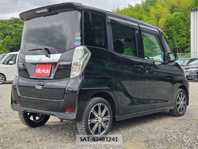 Mitsubishi EK SPACE 2017-06 8008392-3