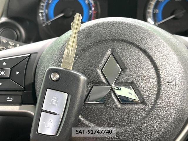 Mitsubishi EK WAGON 2021-09 8004806-5