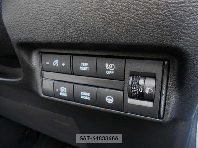 Mitsubishi EK X 2022-10 8003919-18