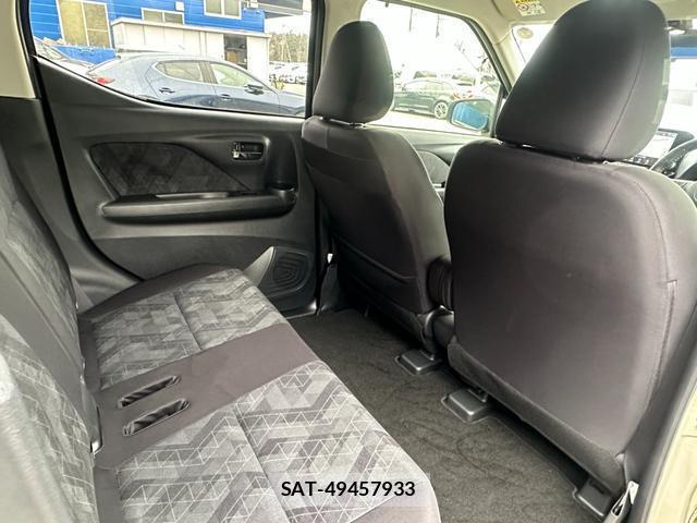 Mitsubishi EK X 2022-12 8006827-18