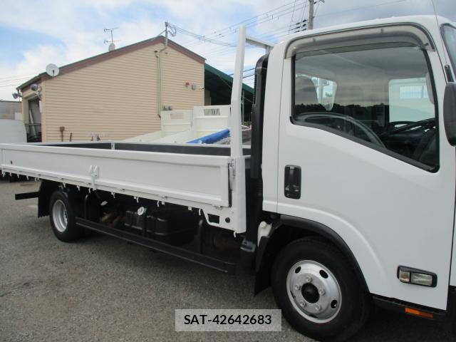 Isuzu ELF TRUCK 2010-08 8005274-11