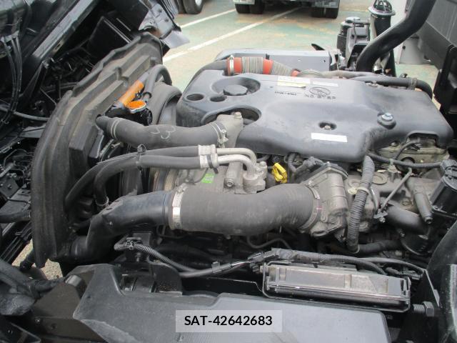 Isuzu ELF TRUCK 2010-08 8005274-6