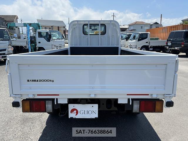 Isuzu ELF TRUCK 2019-02 8010830-6